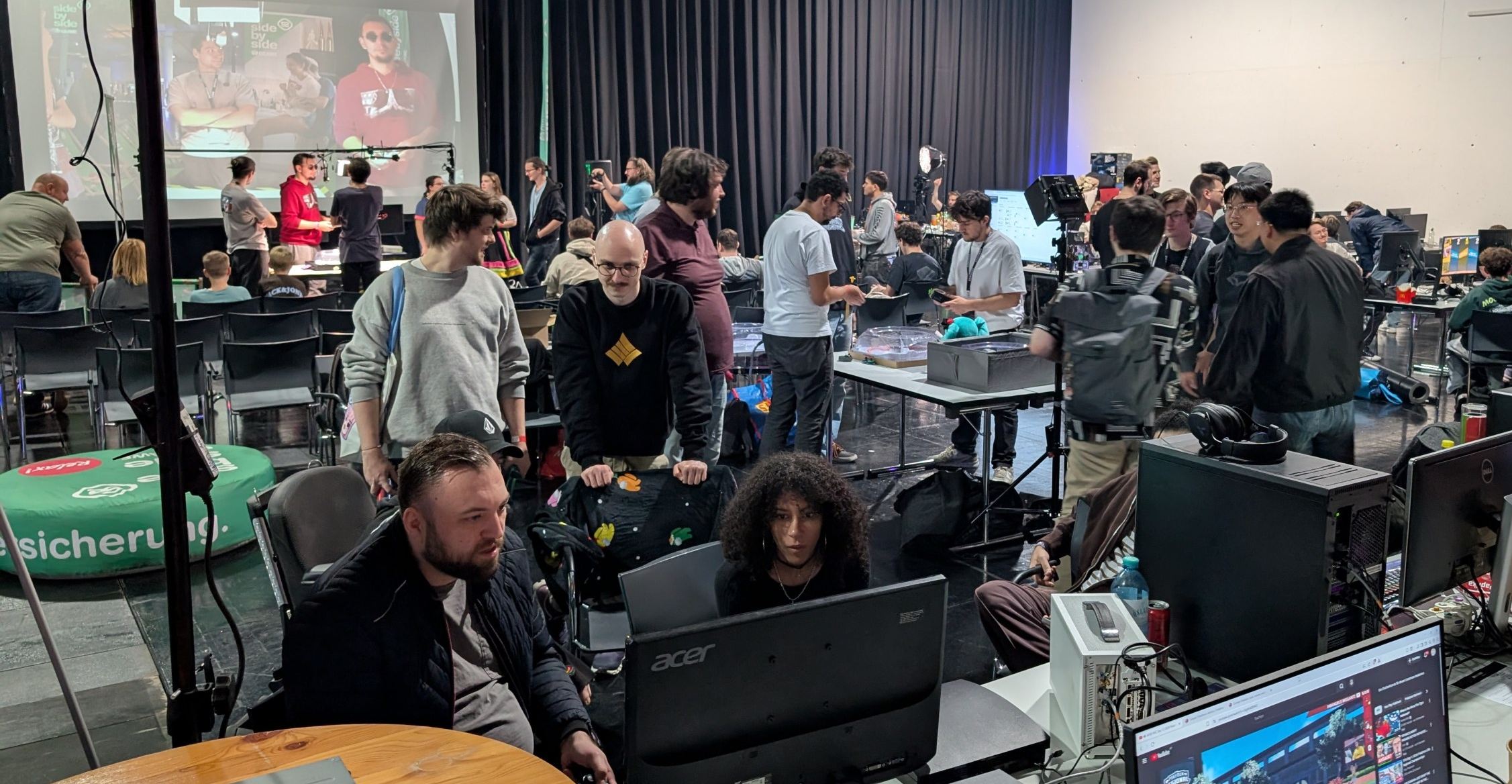 58VulkanLAN 20251025 181307 PXL 20251025 161307880 naaux