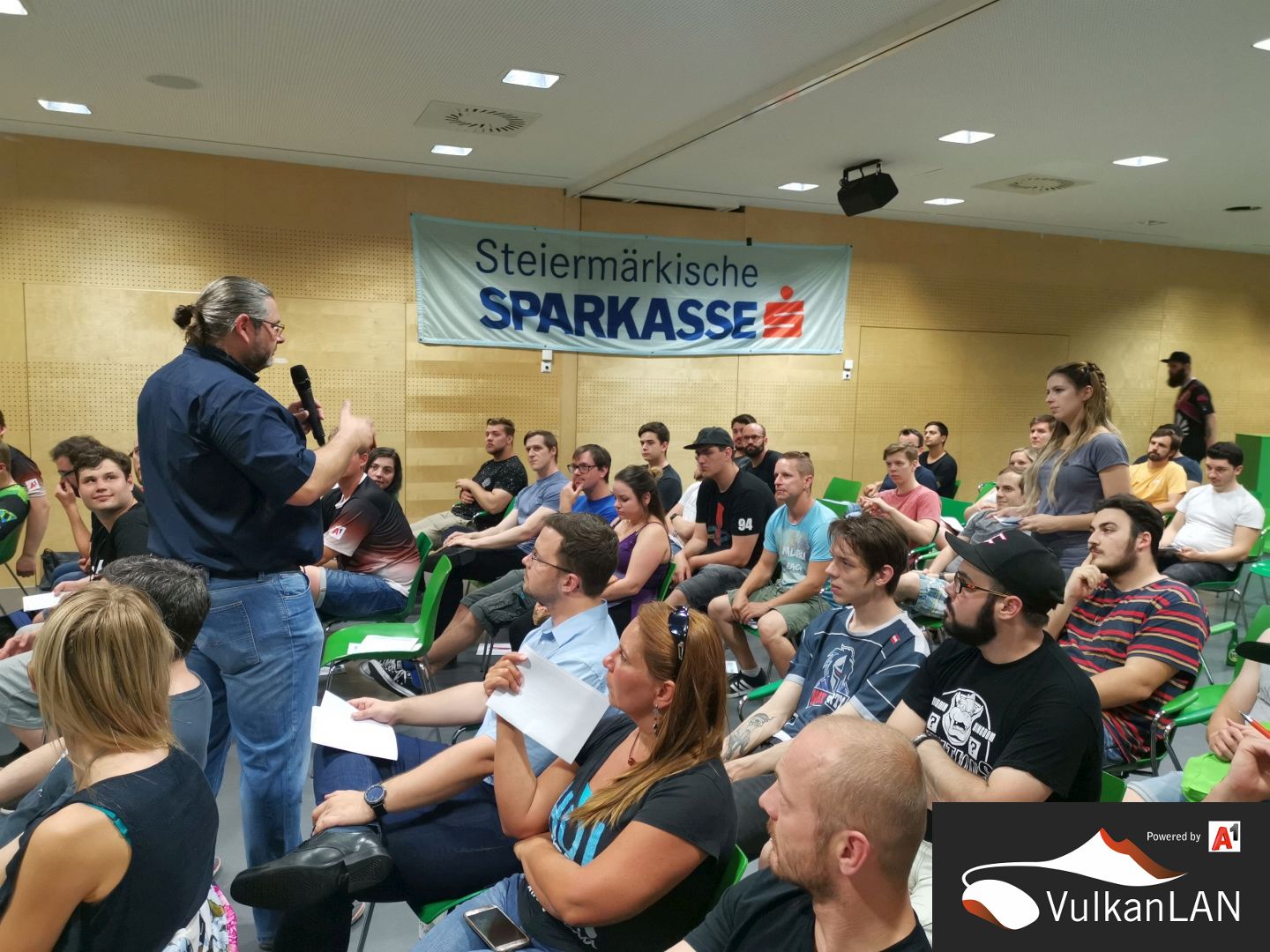 E Sport meetup Graz 20190621 1931 45 IMG 20190621 193145 2560px 1440px